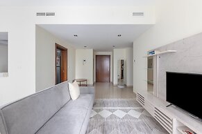Bright & Cozy Apartment in Dubai Marina