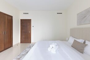 Bright & Cozy Apartment in Dubai Marina