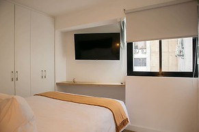 w Astounding 1BR in San Isidro