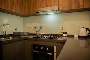 w Astounding 1BR in San Isidro