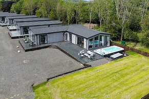 Paddock Lodges Executive 4 Bed Villa