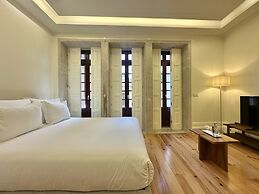 Collection 1F in Oporto