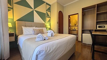 ANDARI HOTELES