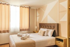 ANDARI HOTELES
