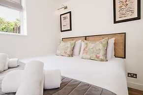 Cosy Studio Annexe Central Cheltenham