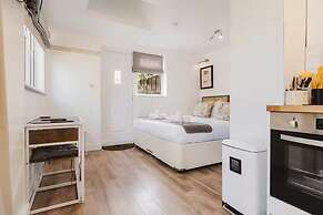 Cosy Studio Annexe Central Cheltenham