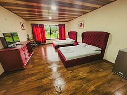 Los Angeles Hotel & Resort