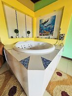 Los Angeles Hotel & Resort