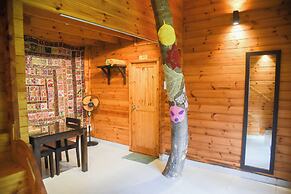 Yuppi Hippi Hideout