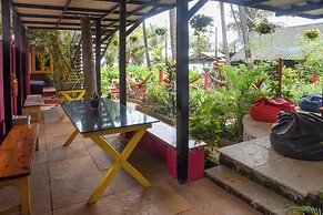 Yuppi Hippi Hideout