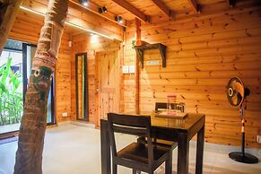 Yuppi Hippi Hideout