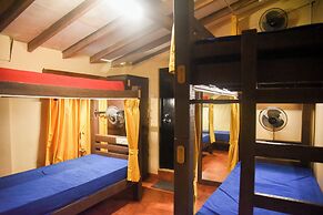 Yuppi Hippi Hideout