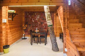 Yuppi Hippi Hideout