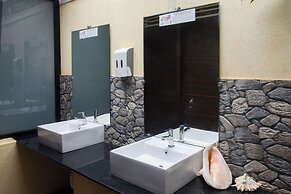 Yuppi Hippi Hideout