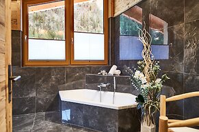 Chalet Lessner - Pure Design & Tranquility