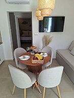 SIDONIA SUITE