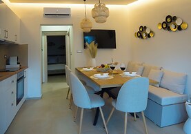 SIDONIA SUITE