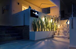 SIDONIA SUITE