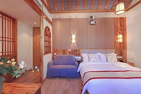 Mild Spring Boutique Hotel