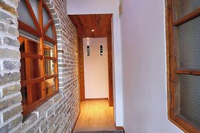 Mild Spring Boutique Hotel