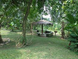 Airport Green Villa