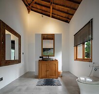 Tebola Joglo Villas