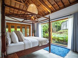 Tebola Joglo Villas