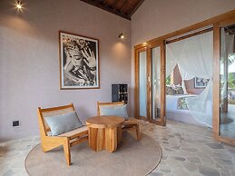 Tebola Joglo Villas