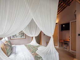 Tebola Joglo Villas
