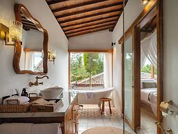 Tebola Joglo Villas