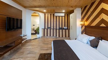 Wisteria Chalet