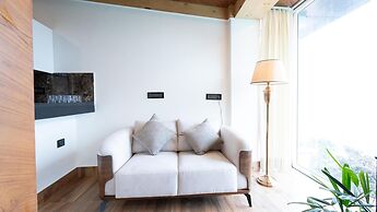 Wisteria Chalet