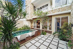 Agie Villa by Kozystay - Canggu