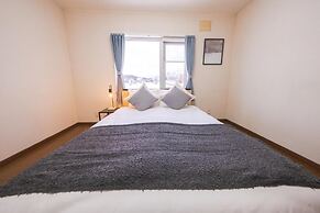 Kirin House