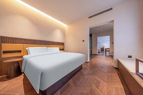 Yi Nian Fangcun Hotel