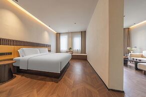 Yi Nian Fangcun Hotel