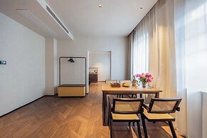 Yi Nian Fangcun Hotel