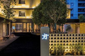 Yi Nian Fangcun Hotel