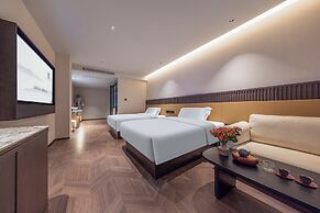 Yi Nian Fangcun Hotel
