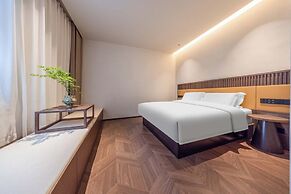 Yi Nian Fangcun Hotel