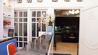 Jazz Room Kampung Inggris Syariah