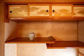 Nakamachi House