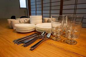 Nakamachi House