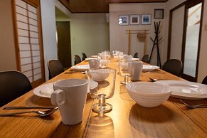 Nakamachi House