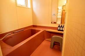 Nakamachi House