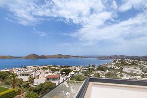Stunning Villa With Private Pool and Luxuriest Views