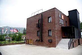 Hotel Chiatureli