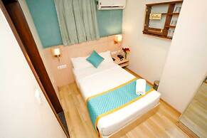 Santrina Hotels