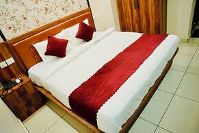 Sri Saaradhi Grand