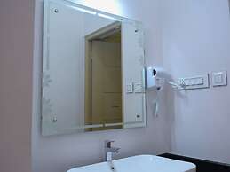 City Serviced Apartment